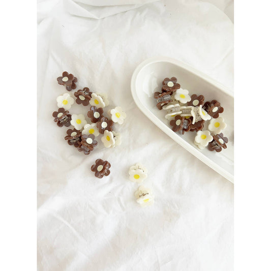 Small Hair Clip Hair Claw - DOLLI: CHOCOLATE FLOWER / ONE SIZE