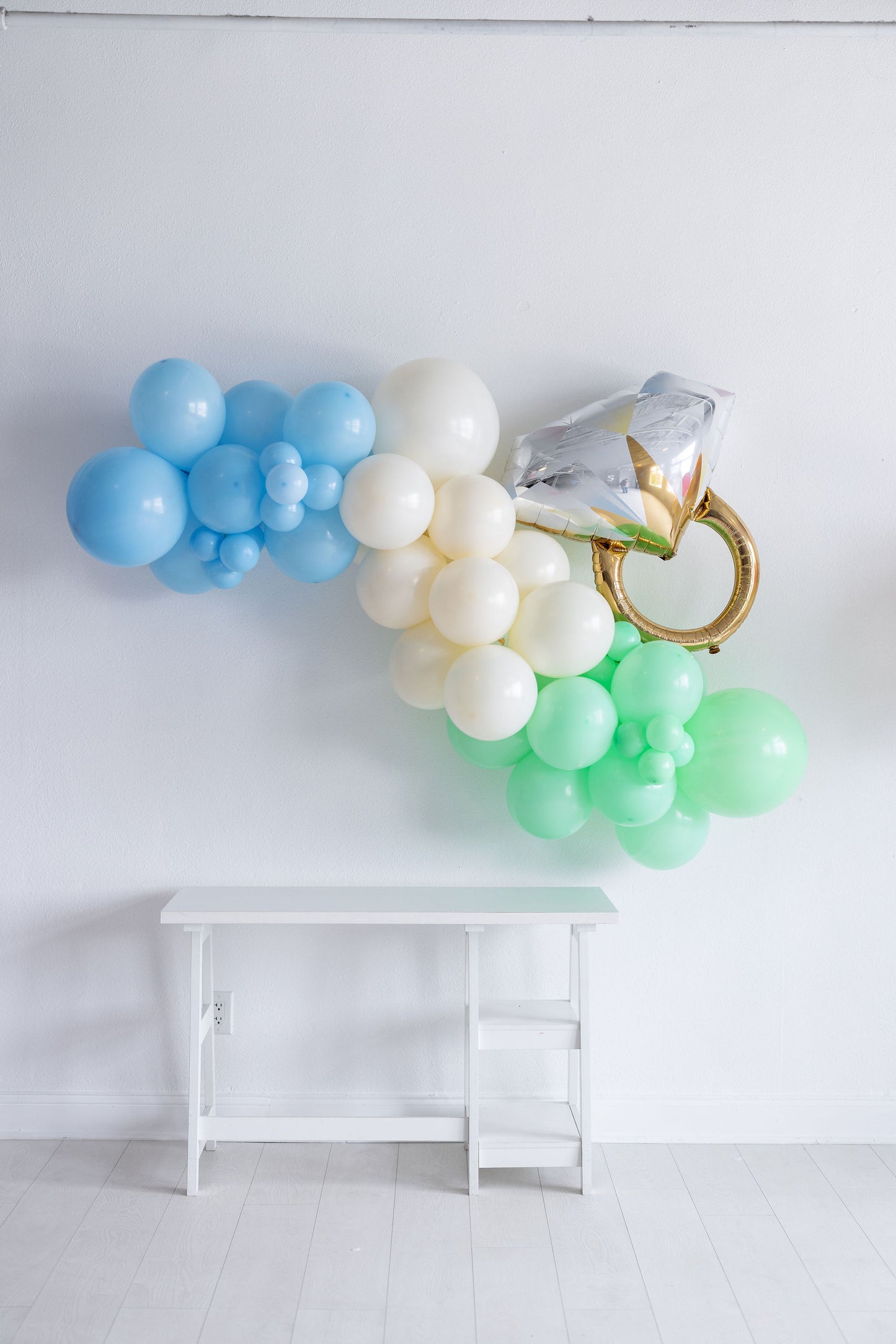 Bridal Bliss Grab and Go Balloon Garland