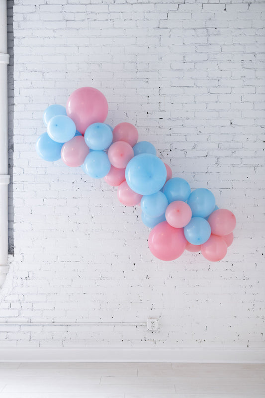 Bundle of Joy Grab and Go Balloon Garland