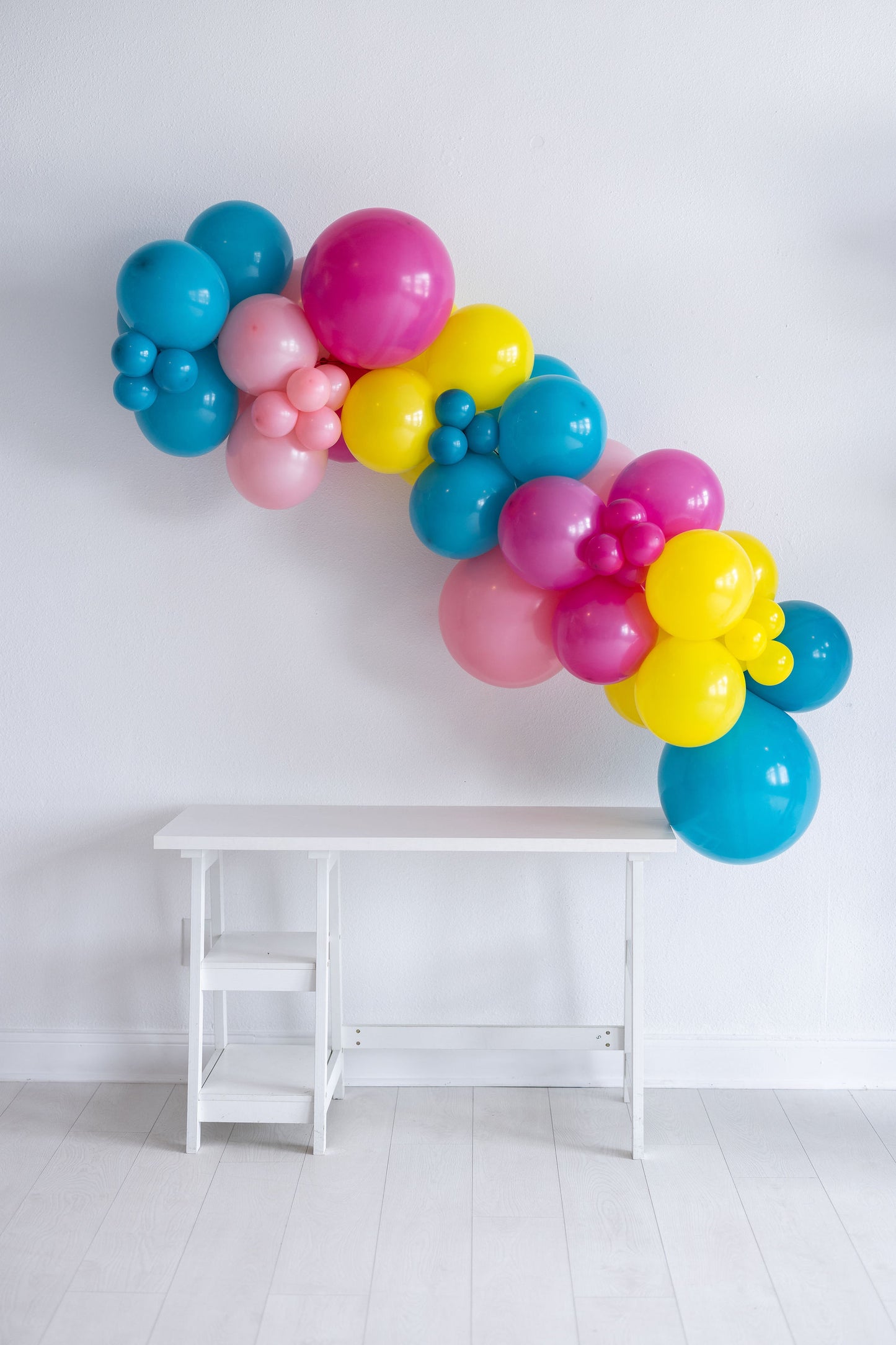 Celebration Essentials Grab and Go Balloon Garland