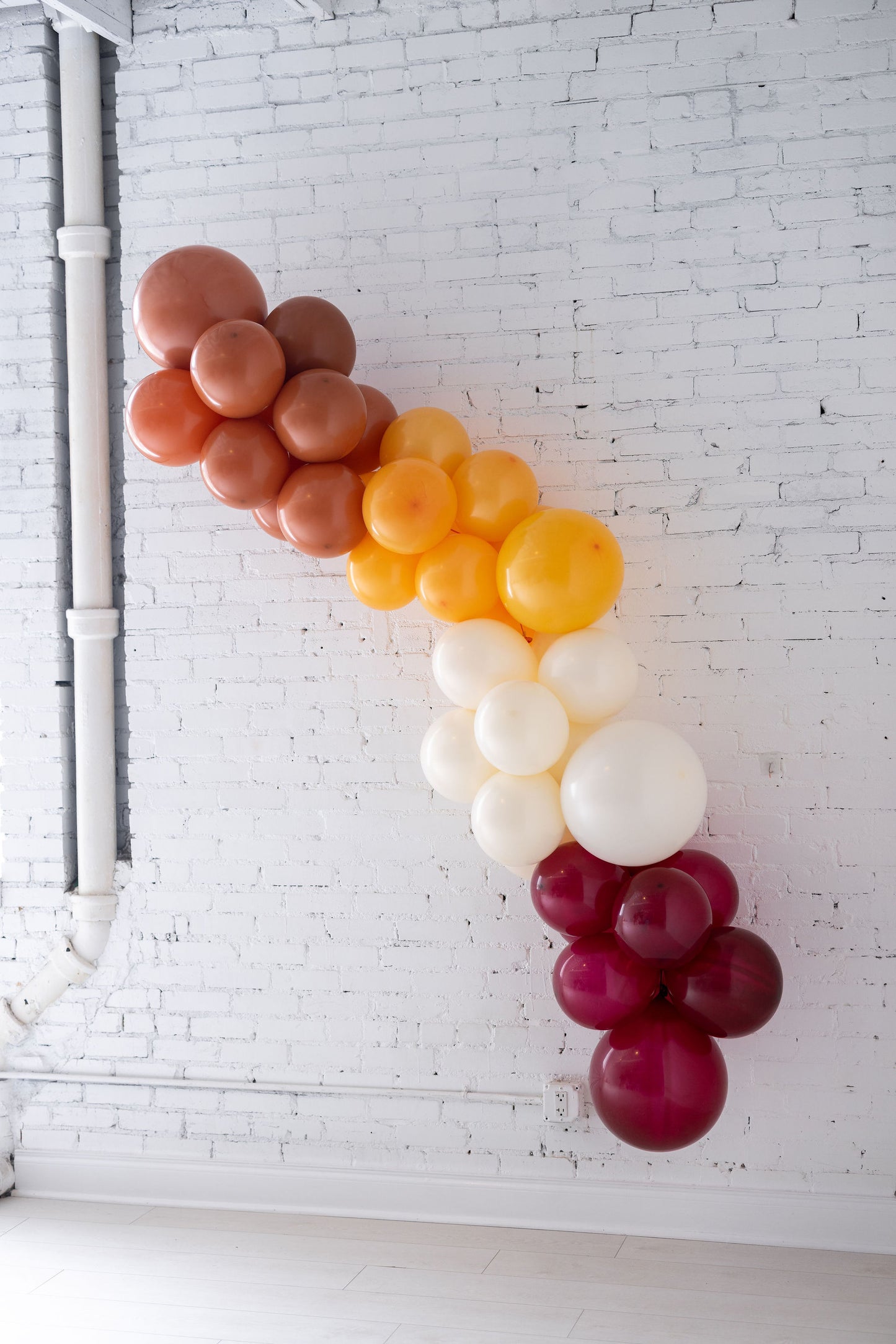 Crimson Harvest Grab and Go Balloon Garland