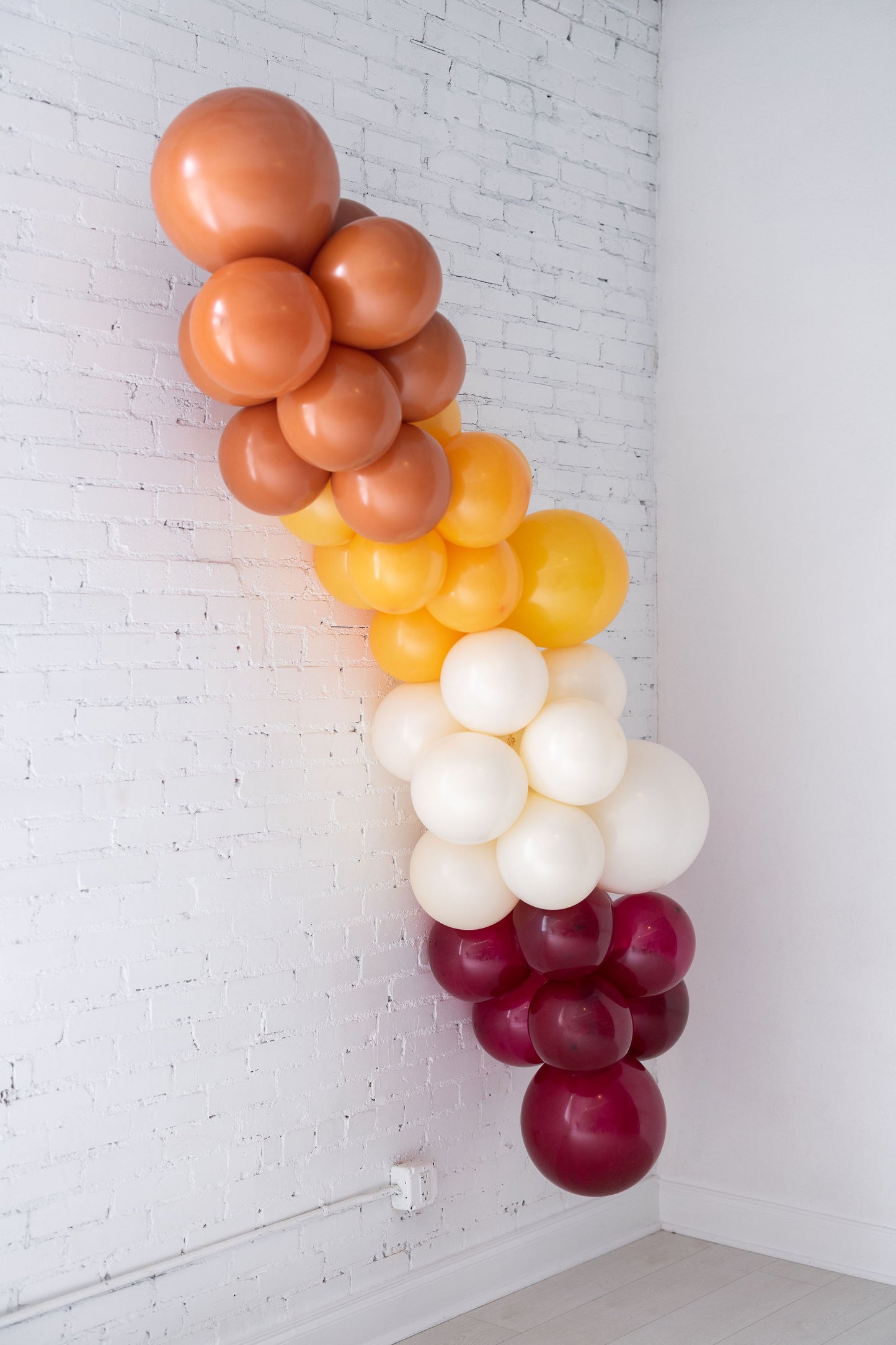 Crimson Harvest Grab and Go Balloon Garland