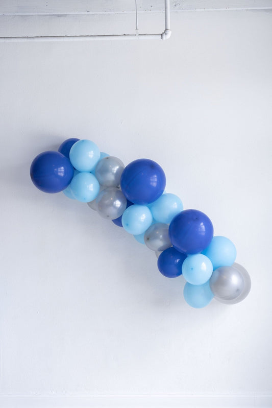 Blue Breeze Garland Grab and Go Balloon Garland - PaperGeenius