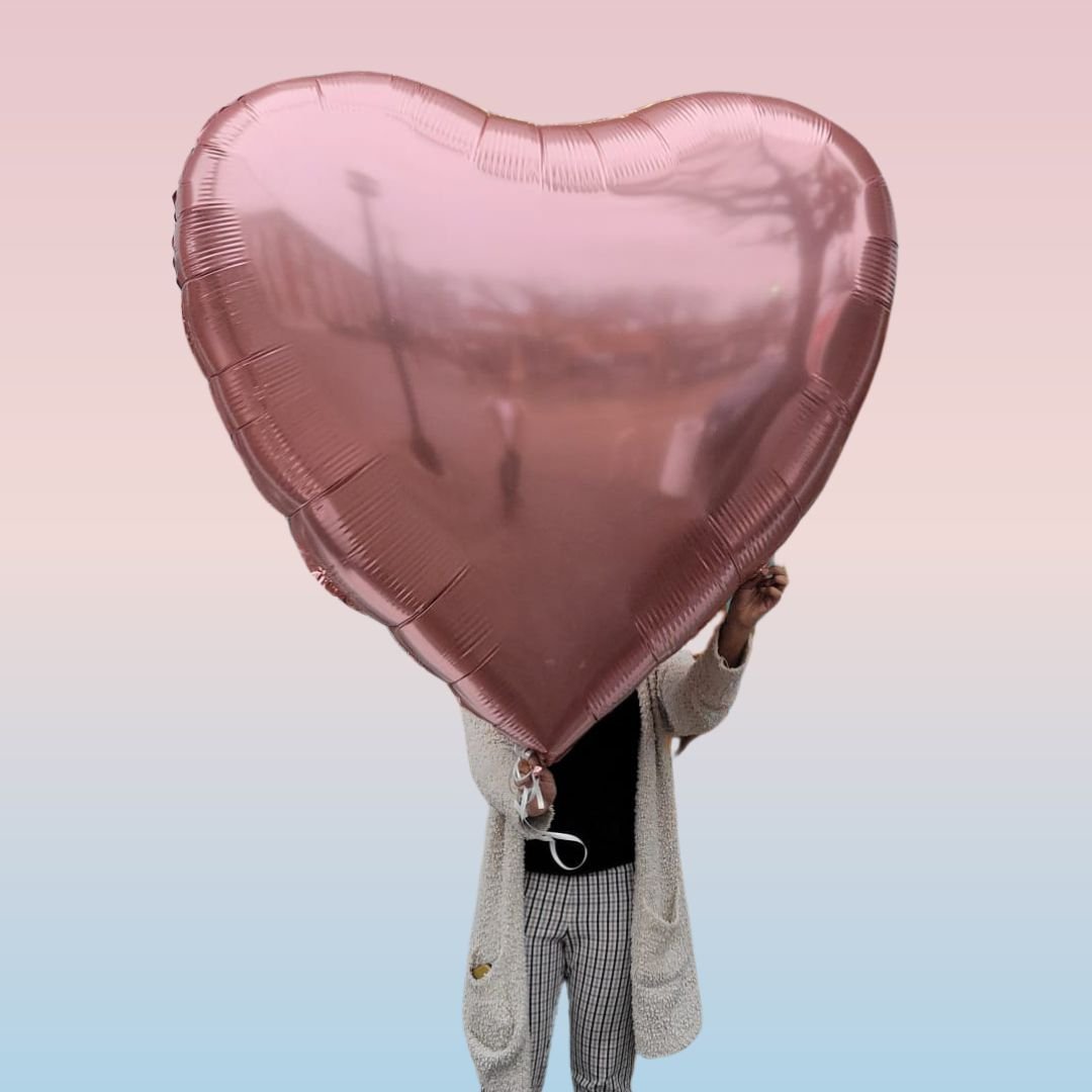 Valentine's Day Jumbo Heart Balloon - PaperGeenius